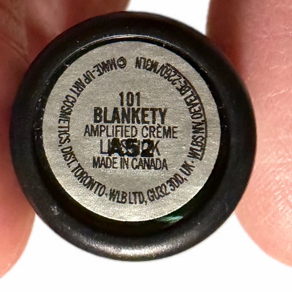 Mac Cosmetics Blankety lipstick - Picture 2 of 5
